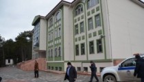 MÜTEAHHİDİN YAPMADIKLARINI BELEDİYE YAPACAK