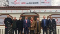 FARUK ÇATUROĞLU  KAN  ALIM BİRİMİNİ ZİYARET ETTİ